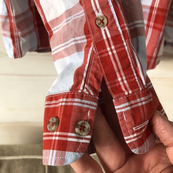 Eddie Bauer Classic Fit Button Down‎ Shirt - Picture 6 of 9